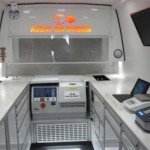 Móvil de Assay on Wheels para pequeña minería
