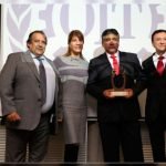 Premian a trabajador por proyecto que reduce el polvo en suspensión