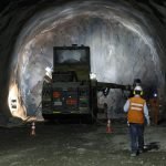 Los aspectos técnicos y de infraestructura en temas geomecánicos, sostenimientos y refugios.
