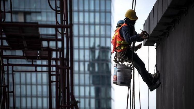 Claves para una gestión del trabajo en altura adecuada