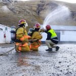 Minera Bateas capacitó a su brigada de emergencias contra incendios y rescate en altura