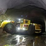 Chile Codelco estrenó el primer cargador subterráneo eléctrico de la región