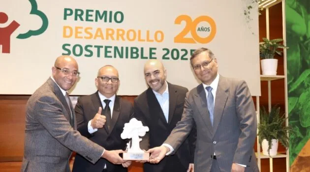 Transportistas de minería logran siete años sin accidentes gracias a modelo de prevención reconocido en Premio Desarrollo Sostenible 2025