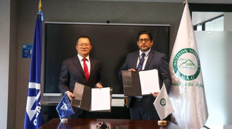 AMSAC y Minera Chinalco firman convenio para fortalecer gestión ambiental en el sector minero
