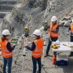 Gemelos Digitales Modelamiento Predictivo y Gestión de Riesgos Geomecánicos 