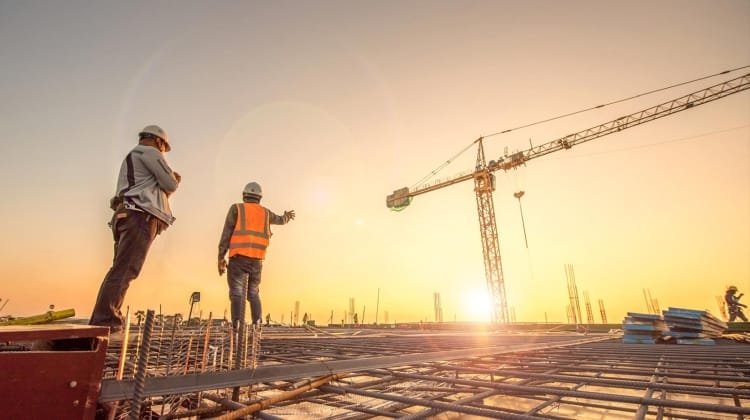 Nueva normativa de salud ocupacional establece controles obligatorios para más de 7 millones de trabajadores expuestos a radiación solar