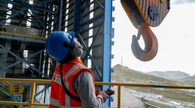 Antapaccay alcanza certificación del 100% en grúas estacionarias y fortalece su gestión de seguridad operativa
